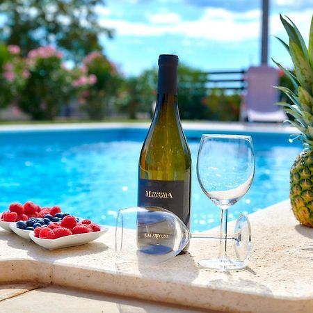Villa Bartona for 8 persons with private Swimmingpool Pola Esterno foto