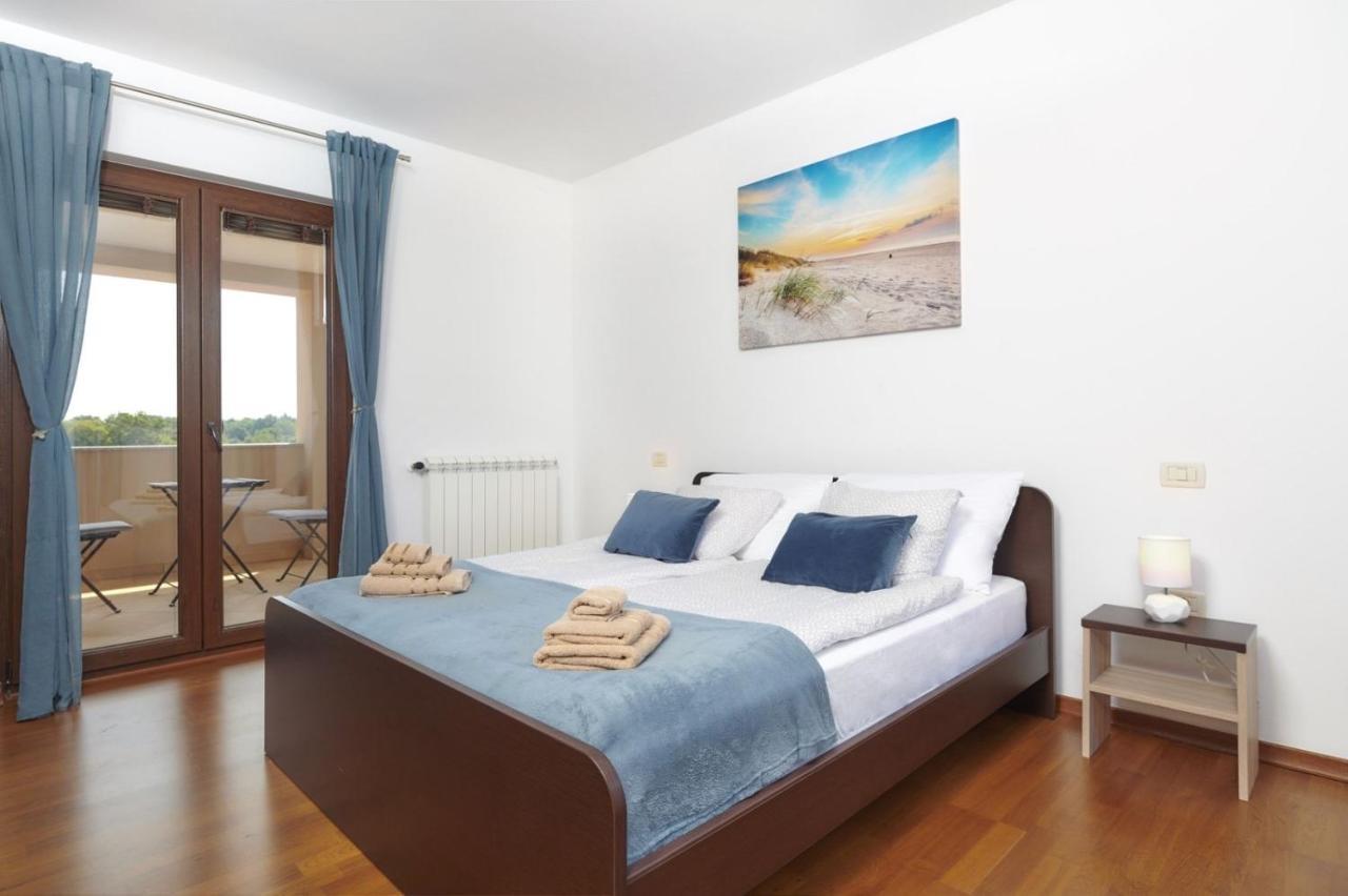 Villa Bartona for 8 persons with private Swimmingpool Pola Esterno foto