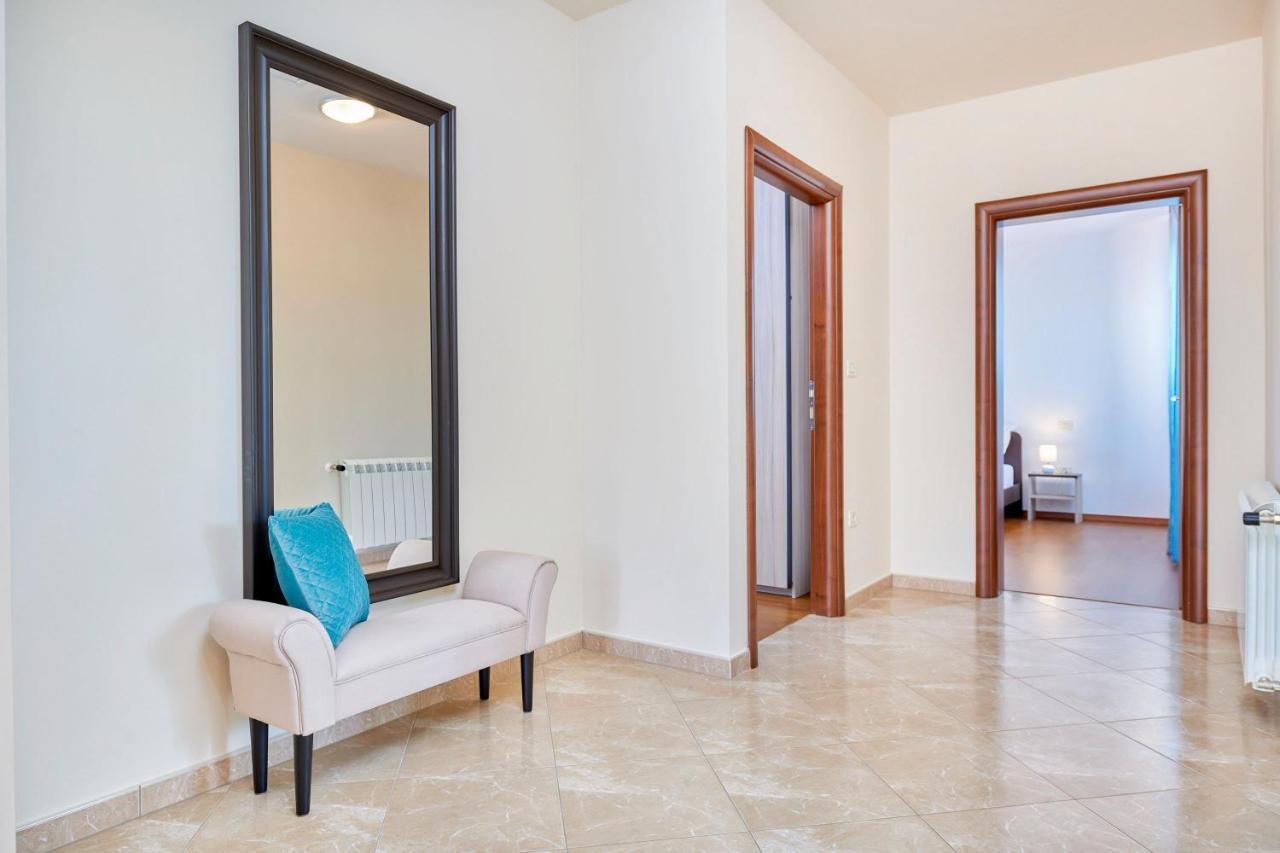 Villa Bartona for 8 persons with private Swimmingpool Pola Esterno foto